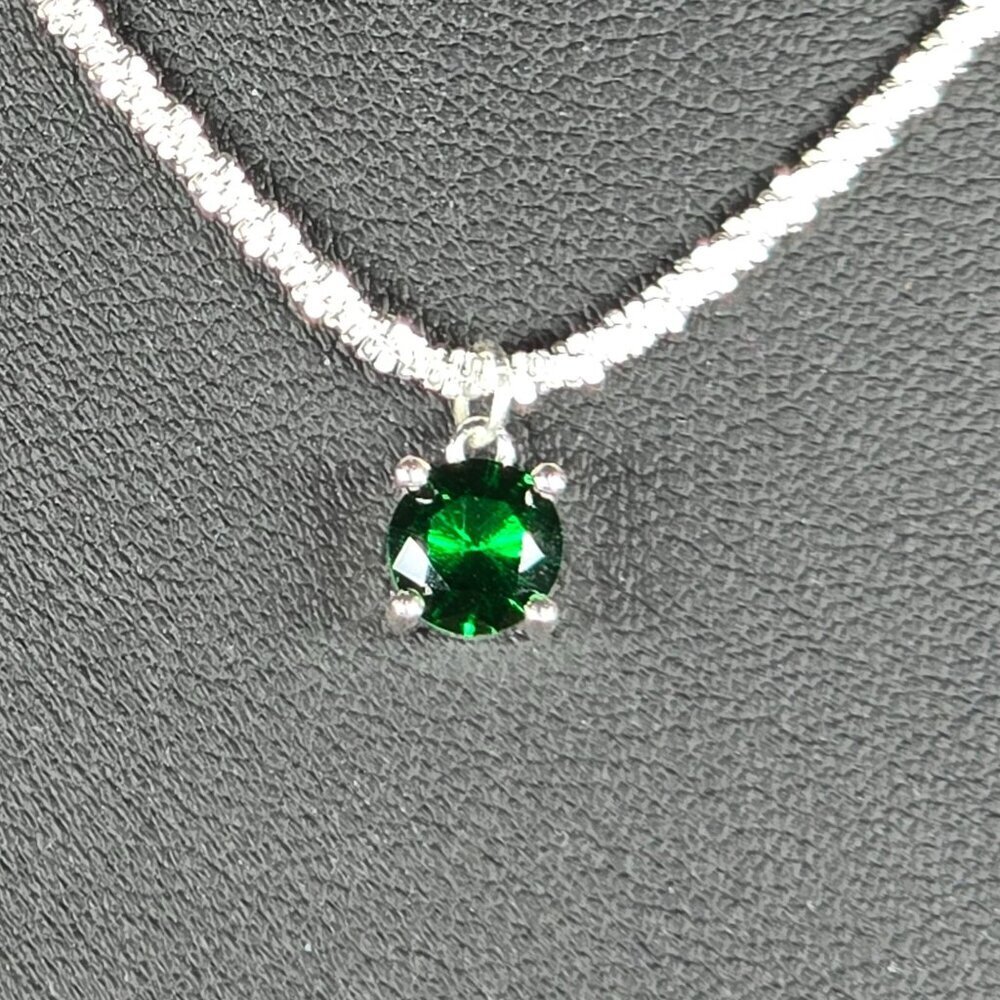 Sterling Silver Necklace‎ With Sparkling Green CZ Pendant (NWOT) - Picture 2 of 6